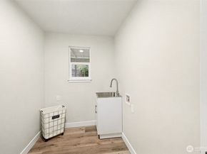 11304 SE 218th Place, Kent WA 98031