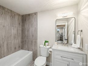 11304 SE 218th Place, Kent WA 98031