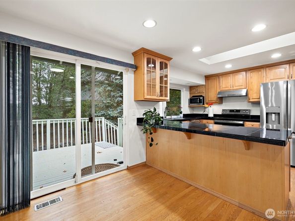 4626 159th Avenue SE, Bellevue WA 98006