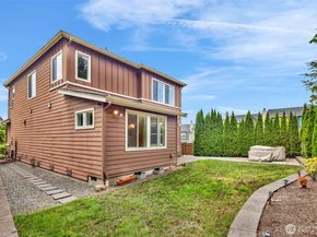 1705 NE Falls Dr, Issaquah WA 98029