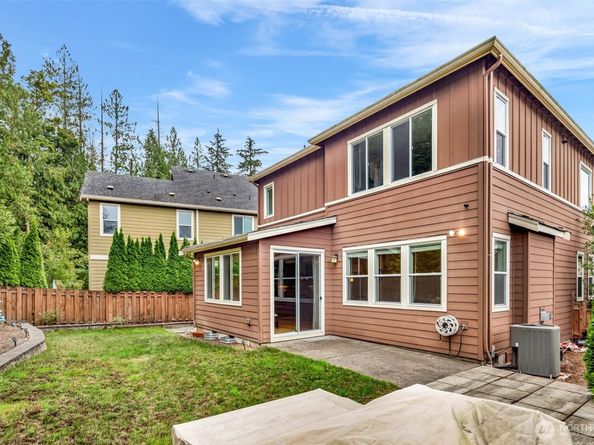 1705 NE Falls Dr, Issaquah WA 98029