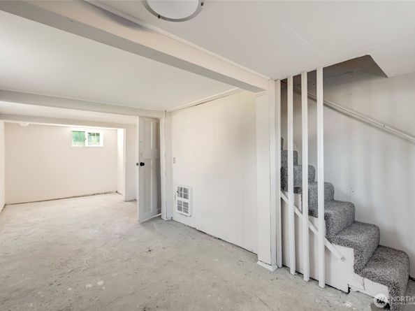 1711 12th Street A, Everett WA 98201
