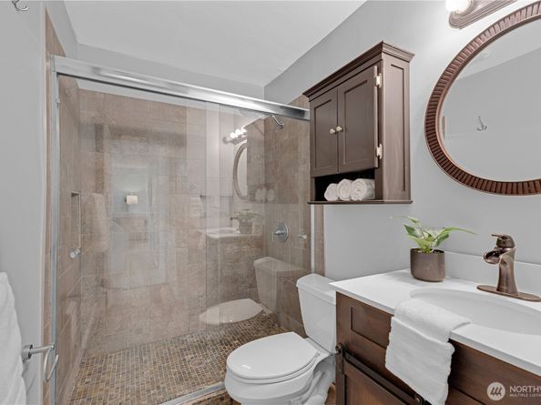 3053 14th Avenue W 102, Seattle WA 98119