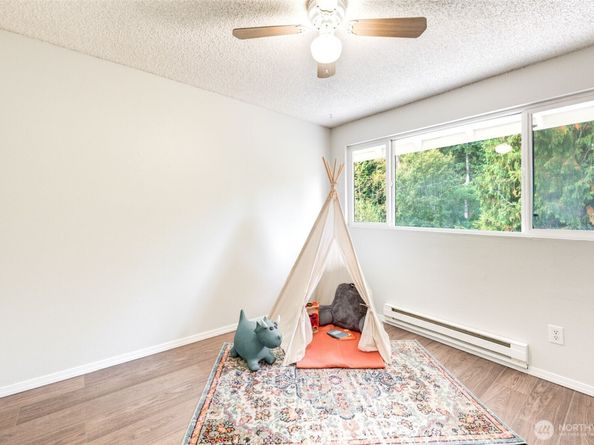 1912 75th Street SE, Everett WA 98203