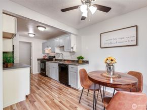 1912 75th Street SE, Everett WA 98203