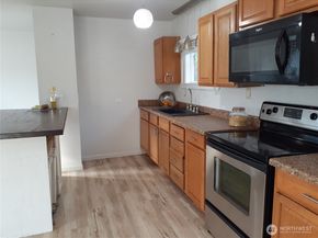 1135 Morgan Road NW A & B, Bremerton WA 98312