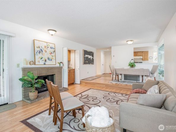 15141 Sunwood Boulevard EE11, Tukwila WA 98188