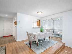 15141 Sunwood Boulevard EE11, Tukwila WA 98188