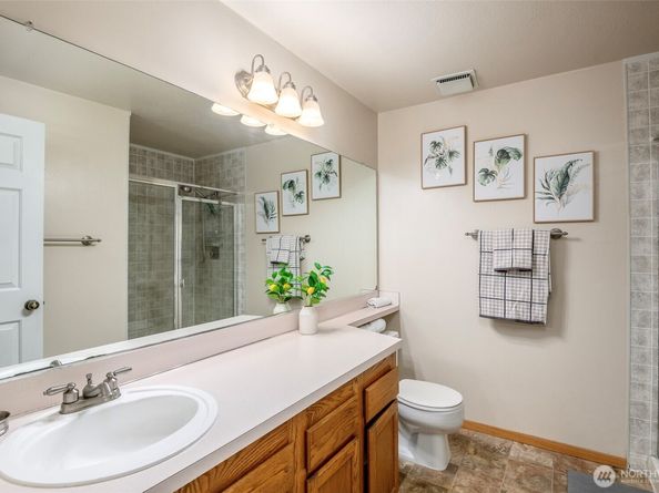 15141 Sunwood Boulevard EE11, Tukwila WA 98188