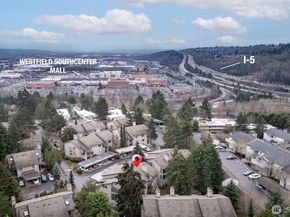 15141 Sunwood Boulevard EE11, Tukwila WA 98188
