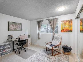 15141 Sunwood Boulevard EE11, Tukwila WA 98188