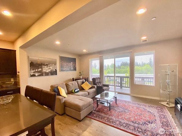 7921 20th Avenue SE, Everett WA 98203