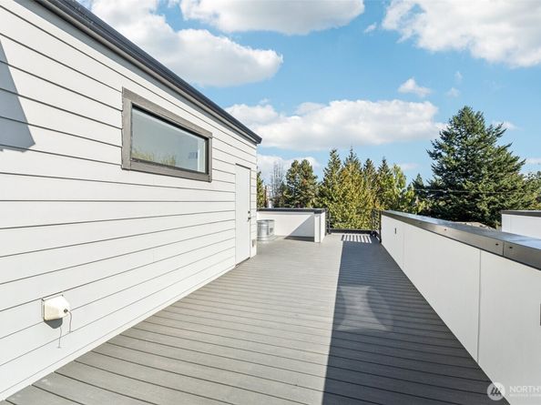 8751 14th Avenue NW G, Seattle WA 98117