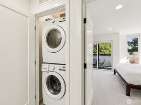 8751 14th Avenue NW G, Seattle WA 98117