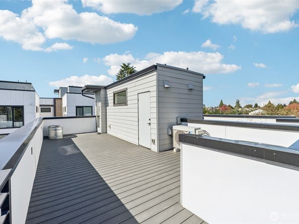 8751 14th Avenue NW G, Seattle WA 98117