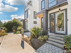 8751 14th Avenue NW G, Seattle WA 98117
