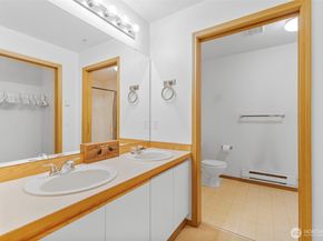 22118 41st Place S 104, Kent WA 98032