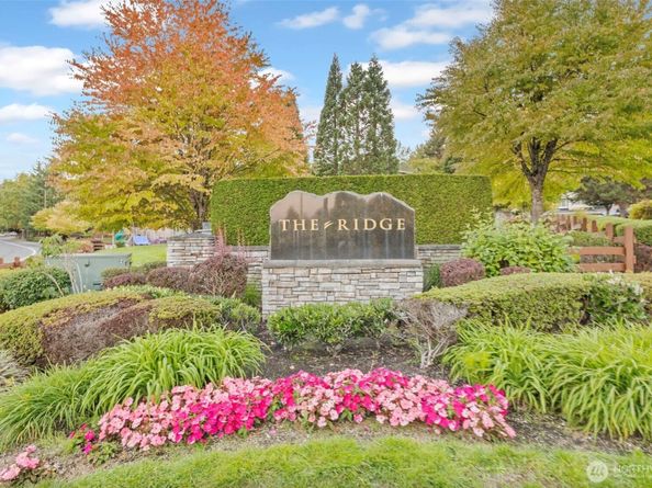 22118 41st Place S 104, Kent WA 98032