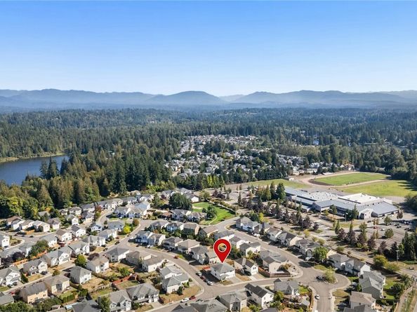 18216 169th Avenue SE, Renton WA 98058