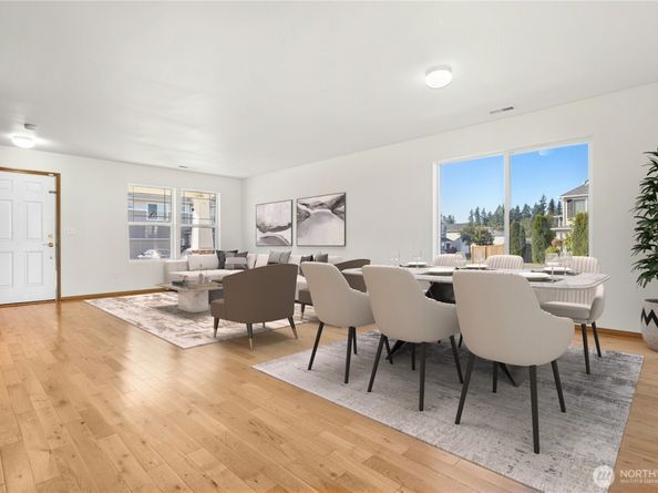 18216 169th Avenue SE, Renton WA 98058