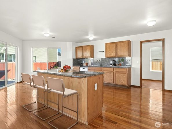 18216 169th Avenue SE, Renton WA 98058