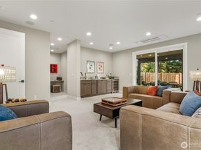 15525 NE 60th Street, Redmond WA 98052