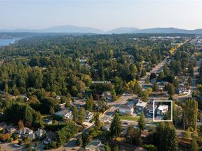 15525 NE 60th Street, Redmond WA 98052