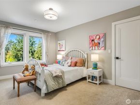 15525 NE 60th Street, Redmond WA 98052