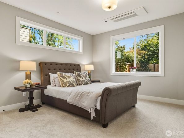 15525 NE 60th Street, Redmond WA 98052