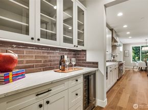 15525 NE 60th Street, Redmond WA 98052