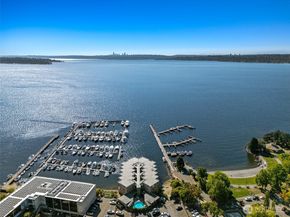 65 Kirkland Avenue 201, Kirkland WA 98033