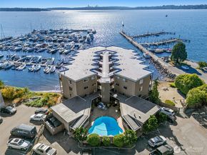 65 Kirkland Avenue 201, Kirkland WA 98033