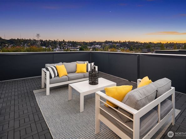 3610 Francis Avenue N, Seattle WA 98103