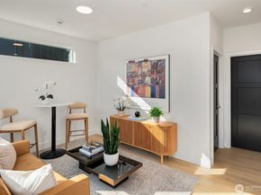 3610 Francis Avenue N, Seattle WA 98103