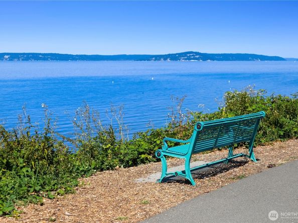 609 7th Avenue N B203, Edmonds WA 98020