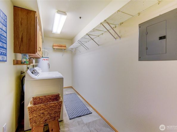 609 7th Avenue N B203, Edmonds WA 98020