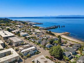 609 7th Avenue N B203, Edmonds WA 98020