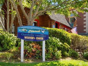 609 7th Avenue N B203, Edmonds WA 98020