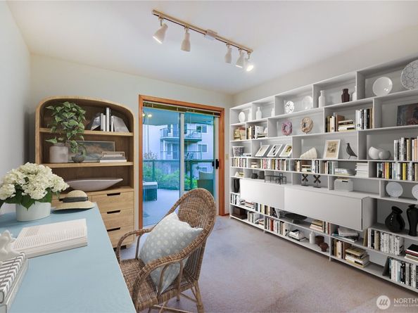 609 7th Avenue N B203, Edmonds WA 98020