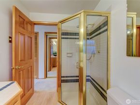 609 7th Avenue N B203, Edmonds WA 98020