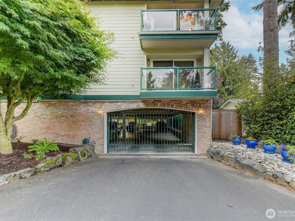 609 7th Avenue N B203, Edmonds WA 98020