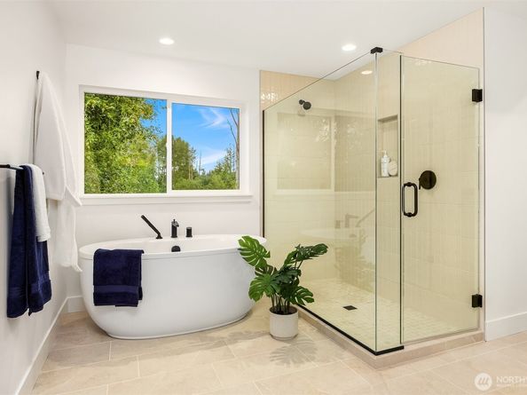 14870 Site 5 NE 2nd Court, Bellevue WA 98007