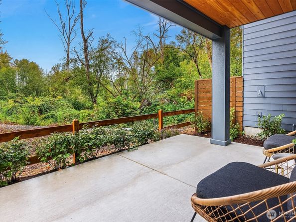 14870 Site 5 NE 2nd Court, Bellevue WA 98007