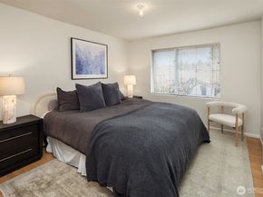 1207 26th Avenue E, Seattle WA 98112