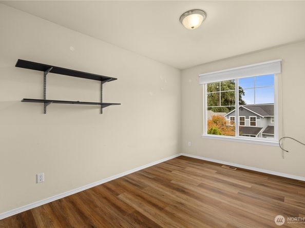 105 202nd Street SE, Bothell WA 98012