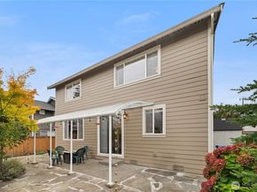 105 202nd Street SE, Bothell WA 98012