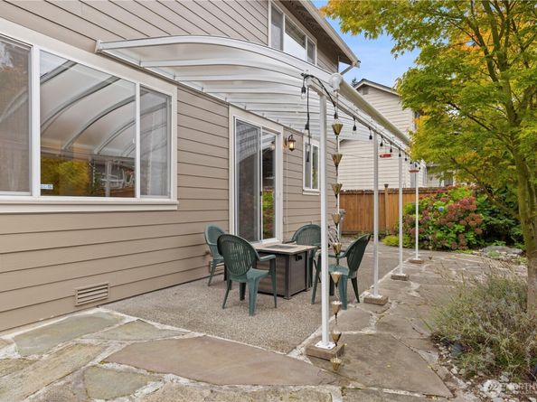 105 202nd Street SE, Bothell WA 98012