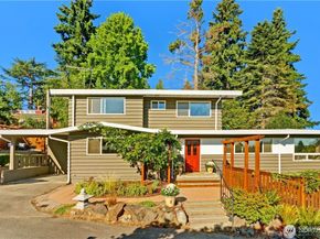 3215 NE 103rd Street, Seattle WA 98125
