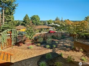 3215 NE 103rd Street, Seattle WA 98125