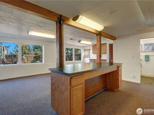 3215 NE 103rd Street, Seattle WA 98125